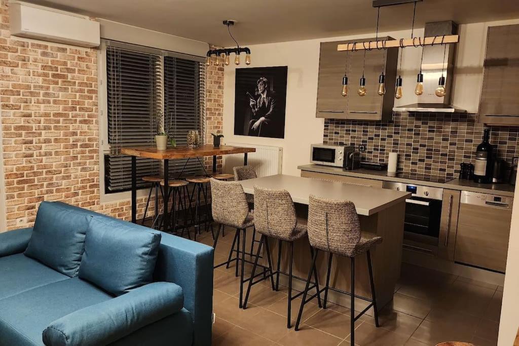 Voie Lactee Apartment